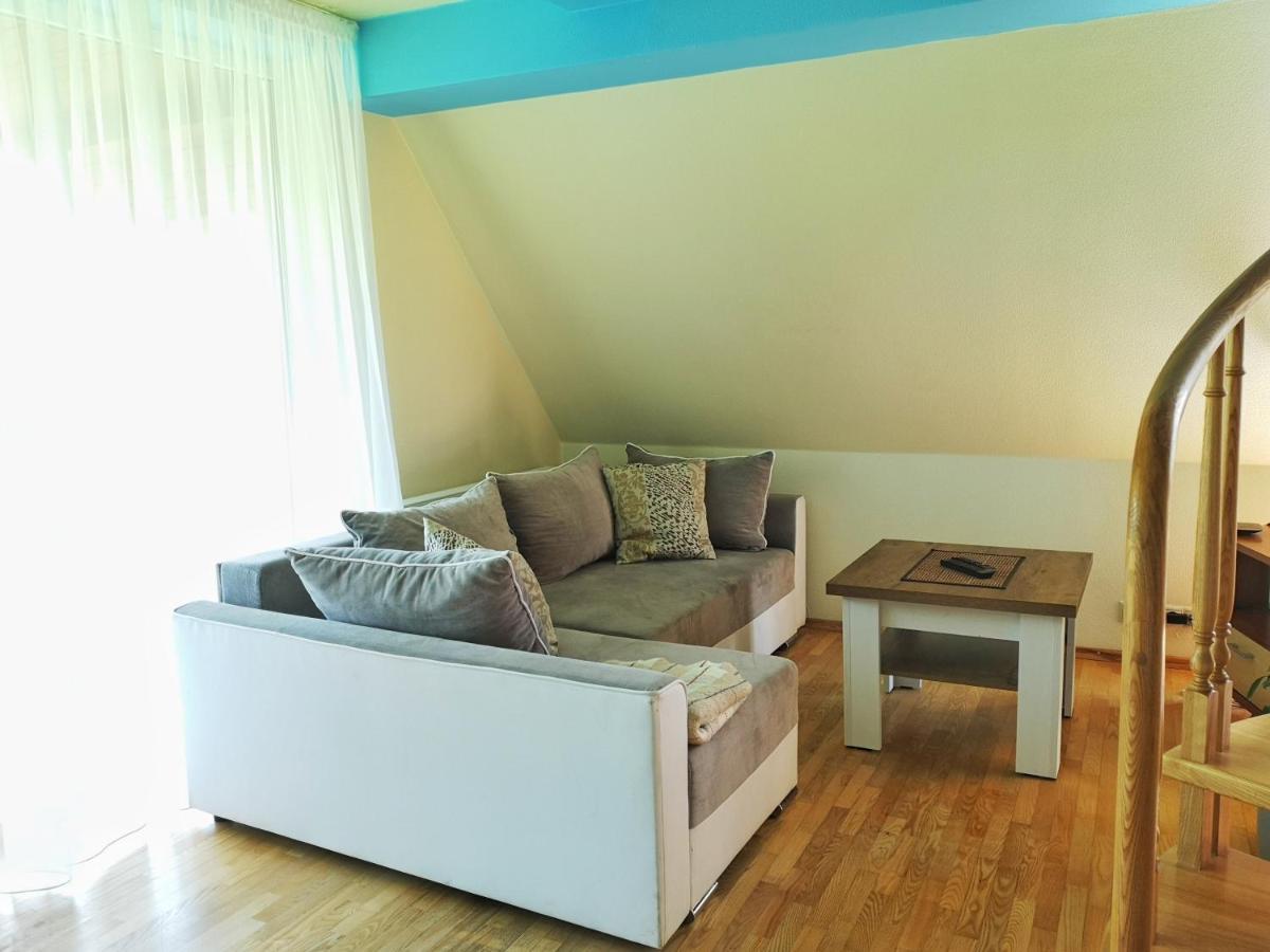 Atostogos Pervalkoje Apartamento Pervalka Exterior foto